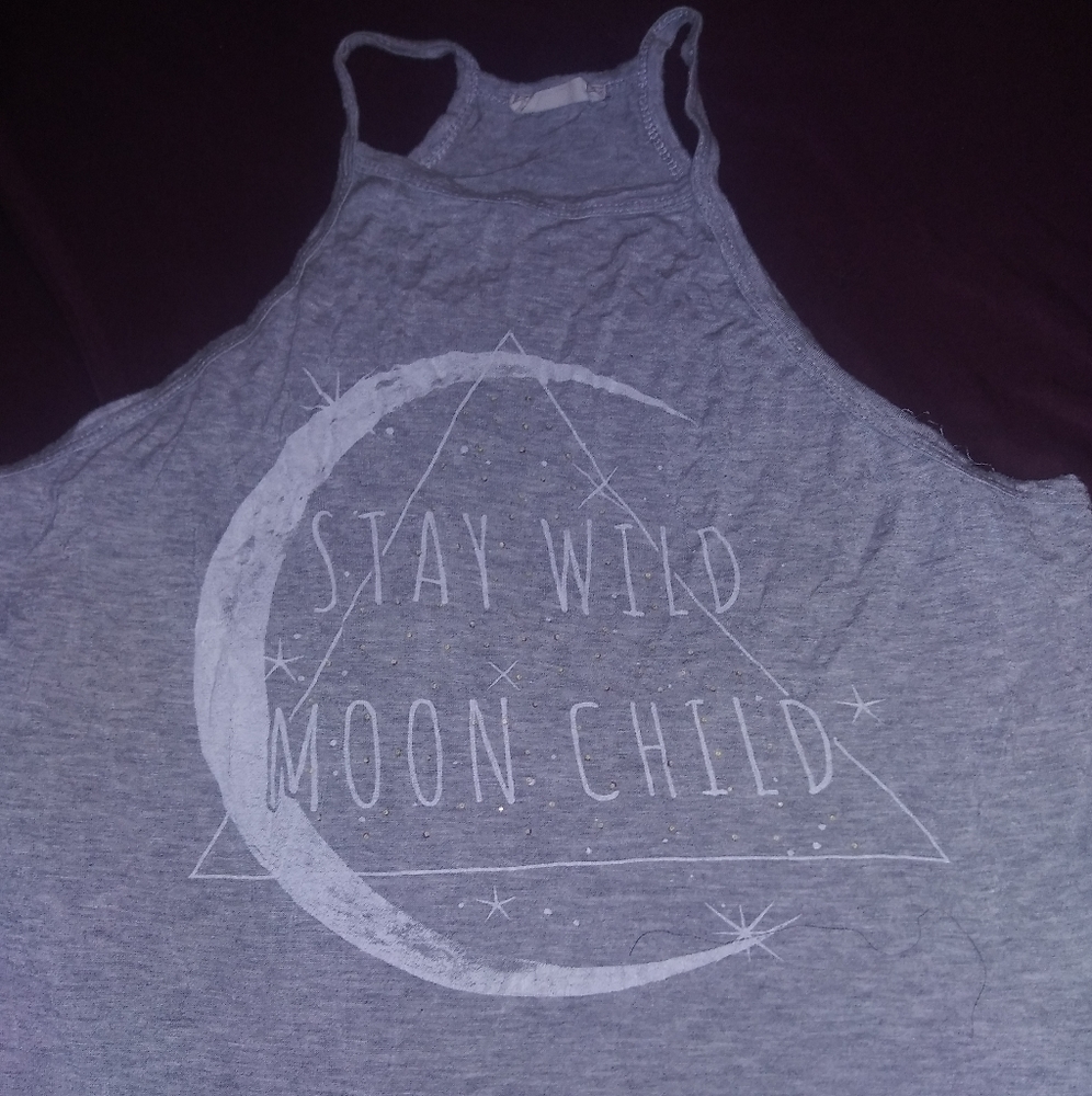 Gray top